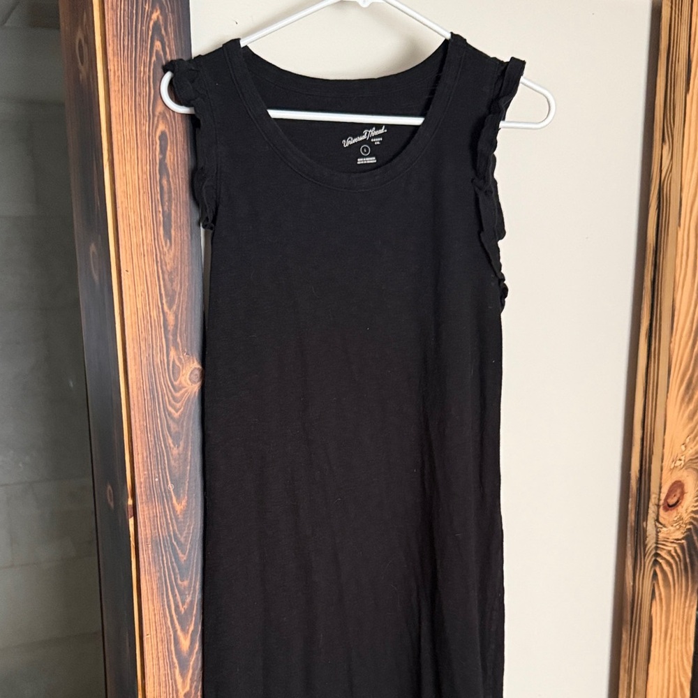 Universal Thread Black Sleeveless Dress